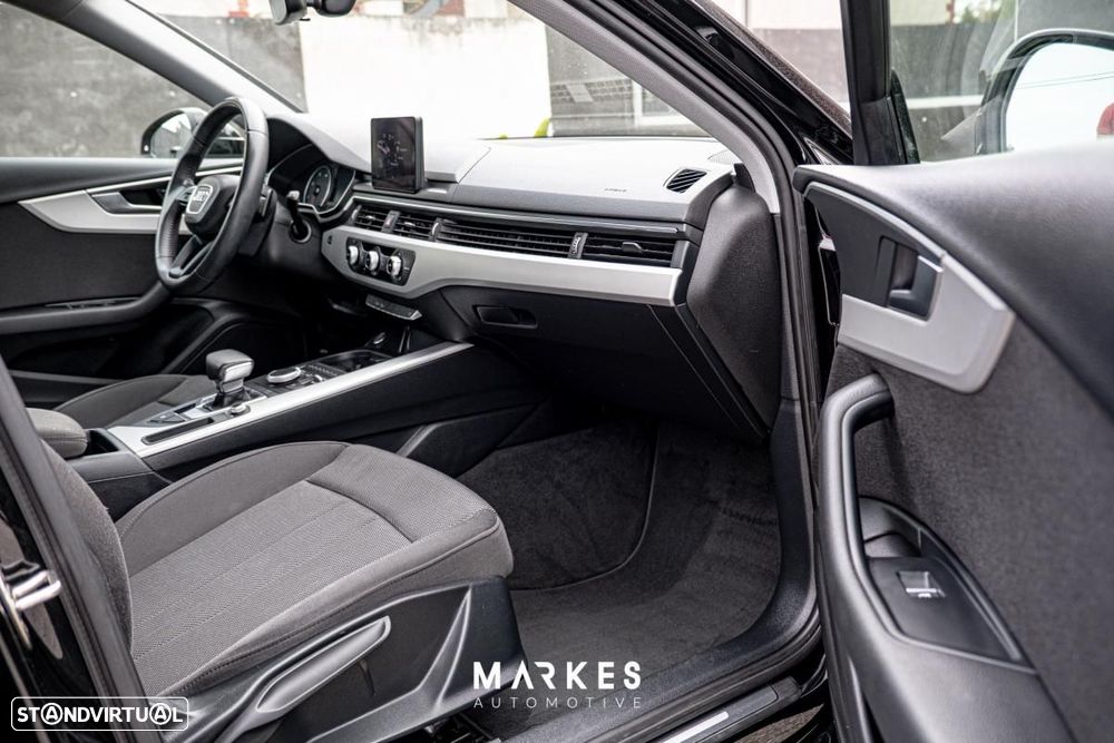 Audi A4 Avant 35 TDI Design S tronic - 5