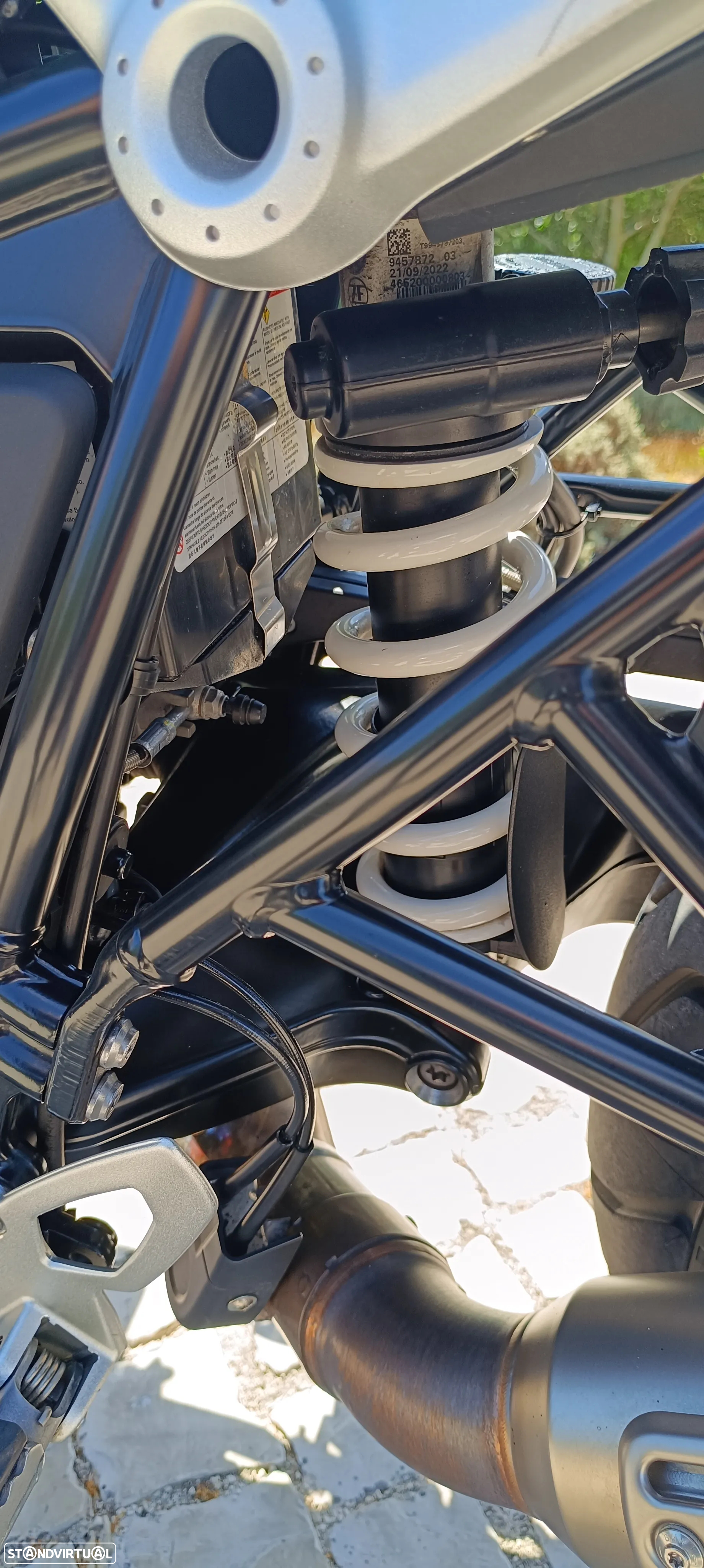 BMW R nineT Urban GS - 16