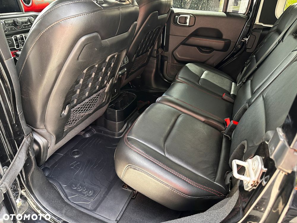 Jeep Wrangler 3.6 Unlim Rubicon X - 17