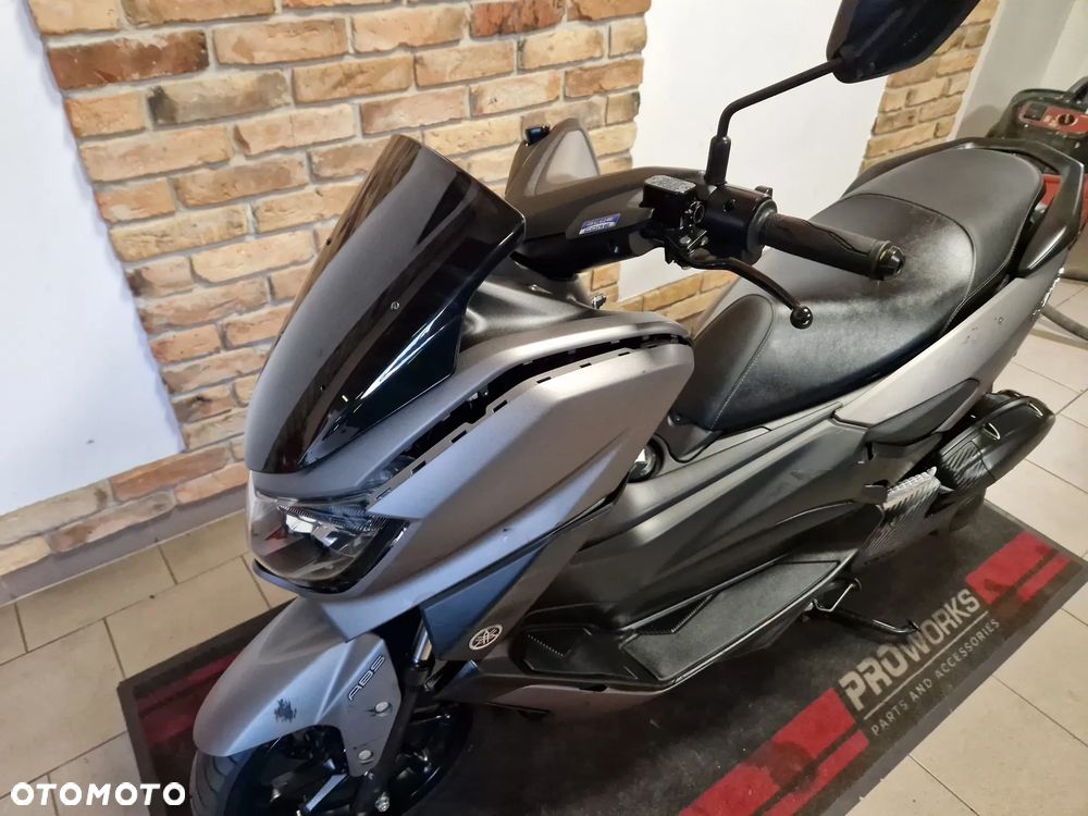 Yamaha NMAX - 27