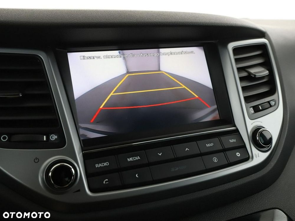 Hyundai Tucson 2.0 CRDi 4WD Automatik Advantage - 26