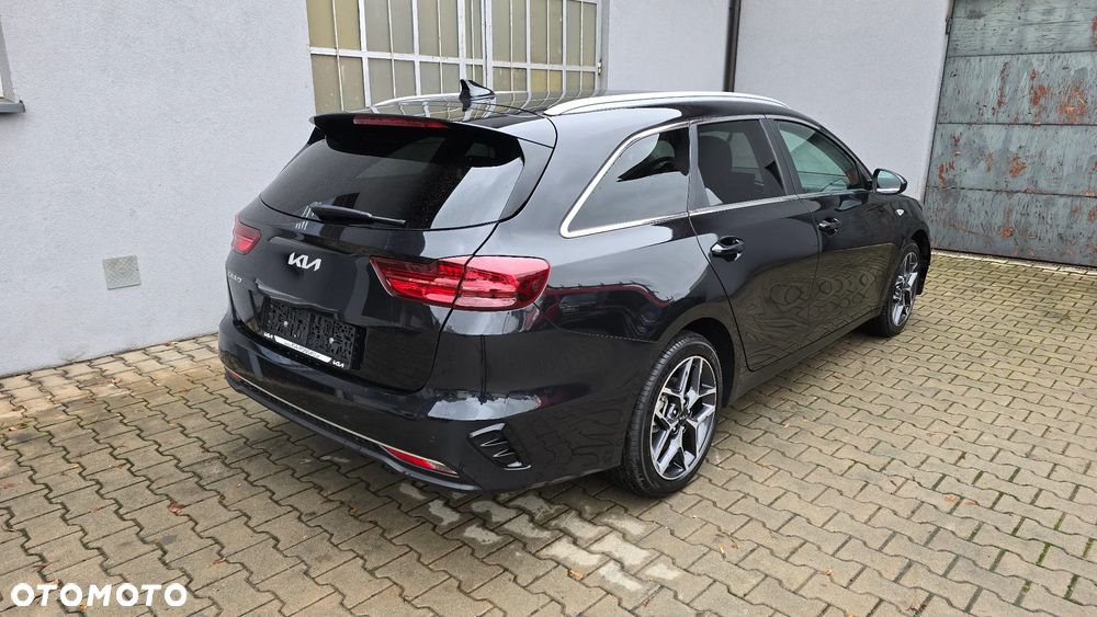 Kia Ceed 1.0 T-GDI 100 OPF Attract - 4