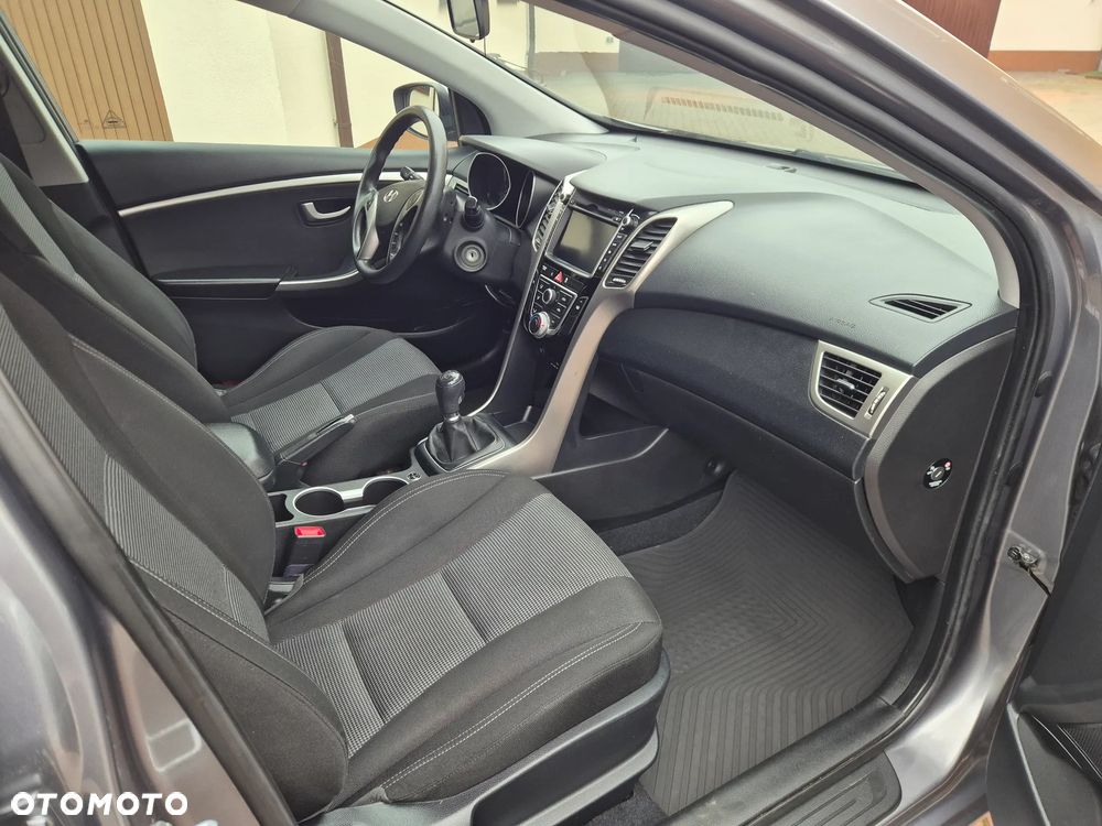 Hyundai i30 - 15