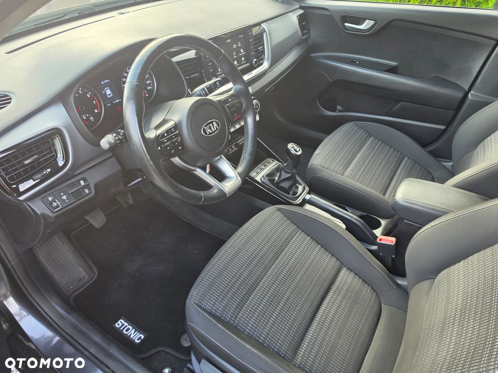 Kia Stonic - 7