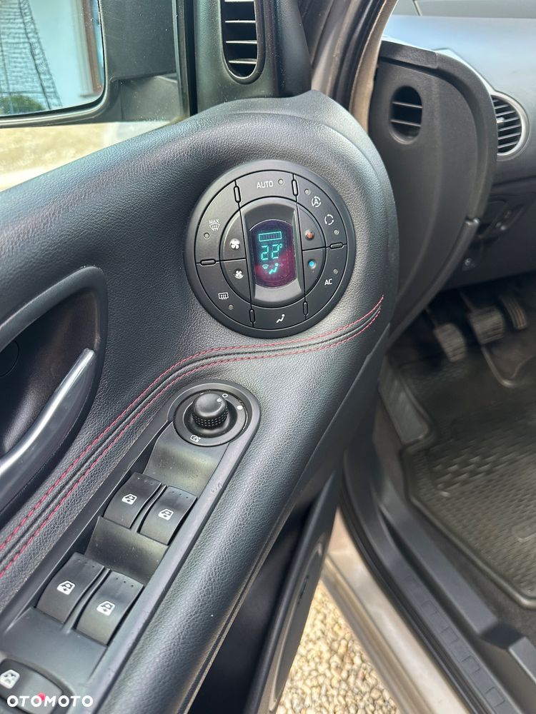 Renault Espace 2.0 dCi Dynamique - 11