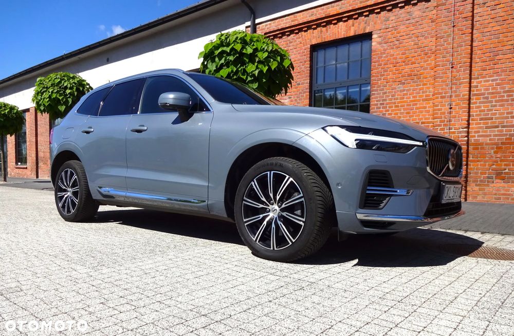 Volvo XC 60 T8 Plug-In Hybrid AWD Ultra Dark - 8