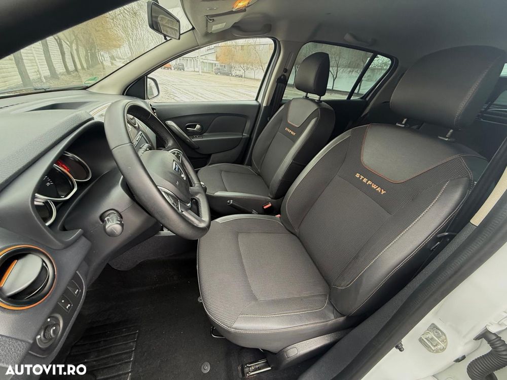 Dacia Sandero Stepway TCe 90 Prestige - 19