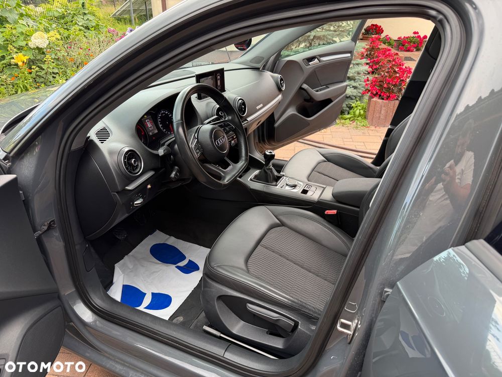 Audi A3 Sportback 2.0 TDI Ambition - 25