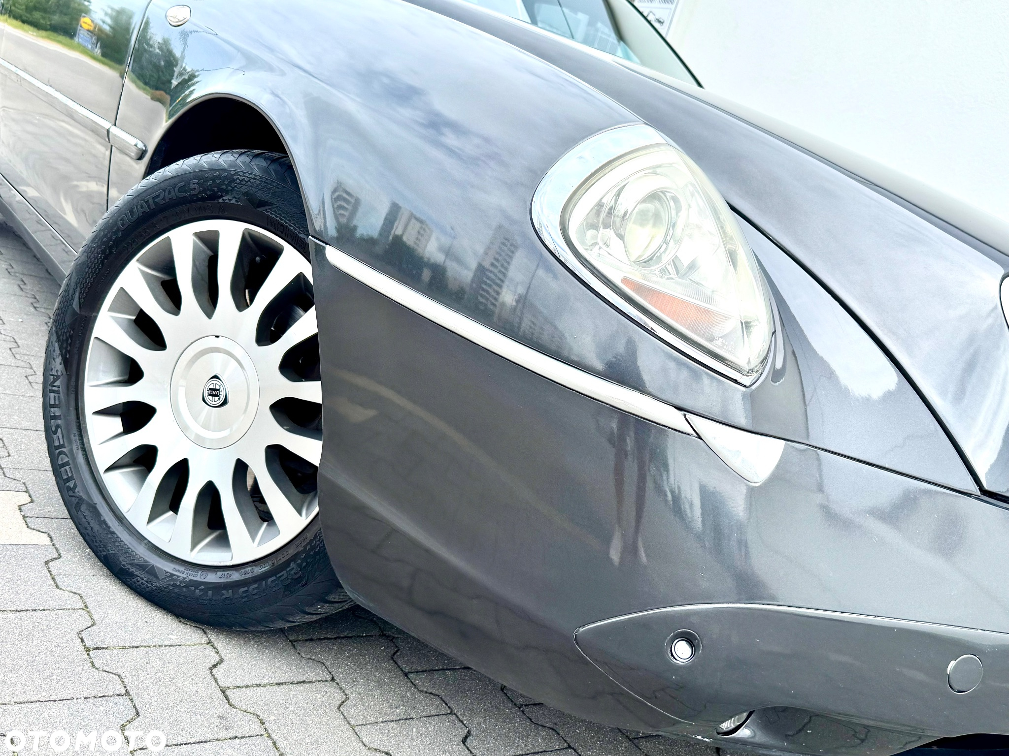Lancia Thesis 2.4 JTD 20v Executive - 9