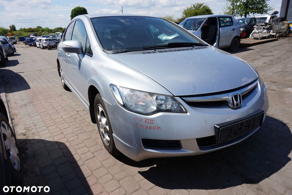 KOMPRESOR KLIMATYZACJI SPRĘŻARKA CIVIC VIII 1.8 16V 38810-RNA-004 HONDA 2006-2010 - 1