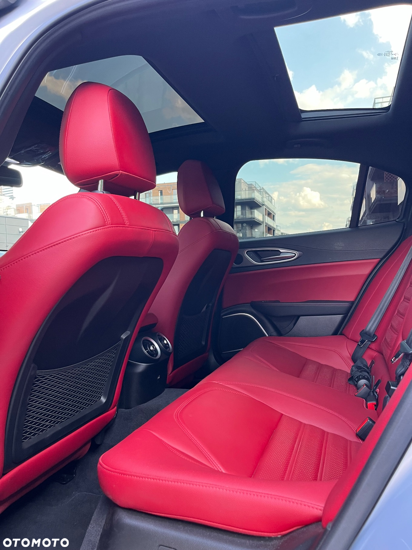 Alfa Romeo Giulia 2.0 Turbo 16V AT8 Veloce Ti - 25