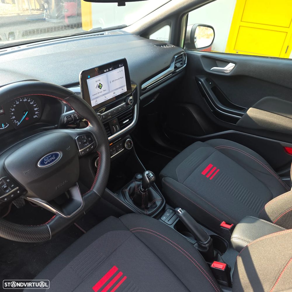 Ford Fiesta 1.0 EcoBoost ST-Line - 12