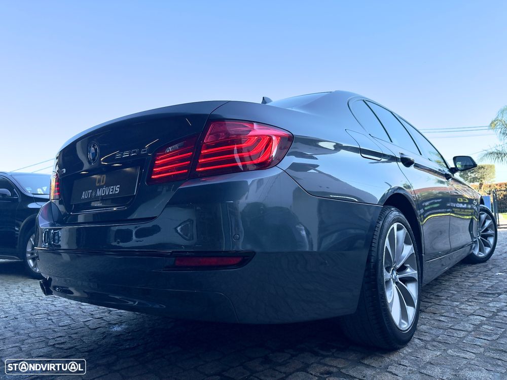 BMW 520 d Line Luxury Auto - 2