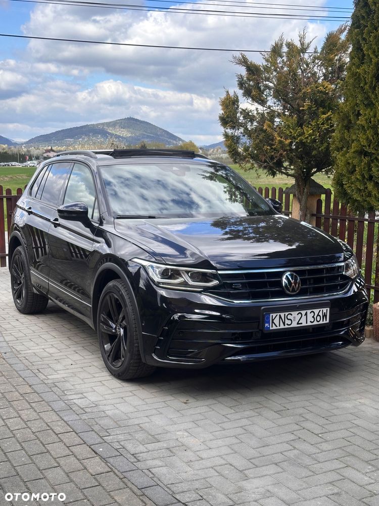 Volkswagen Tiguan - 1