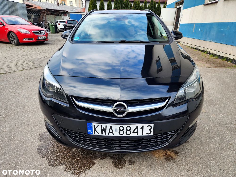 Opel Astra 1.4 Turbo 150 Jahre - 2