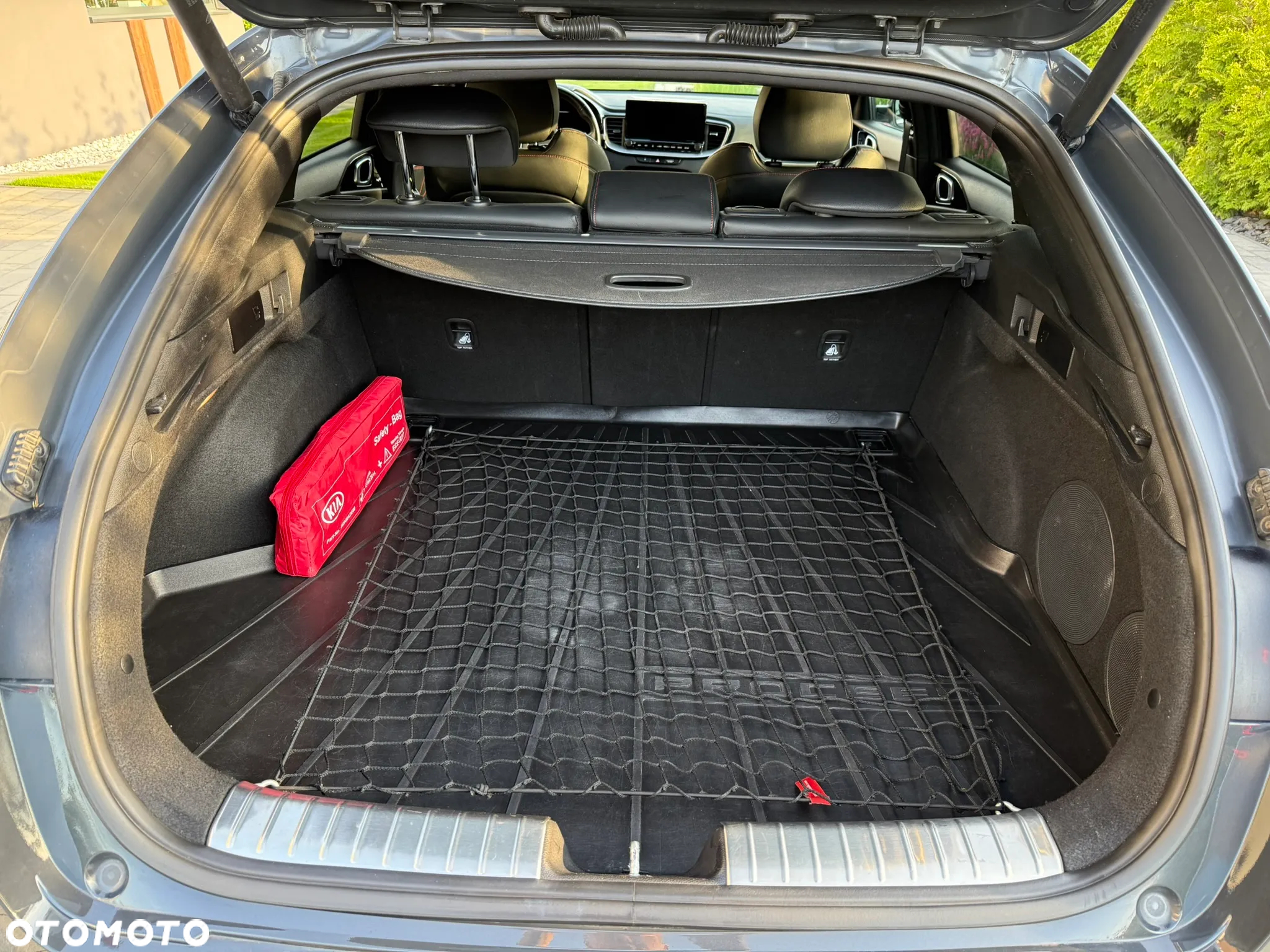 Kia ProCeed 1.6 T-GDI GT DCT - 17