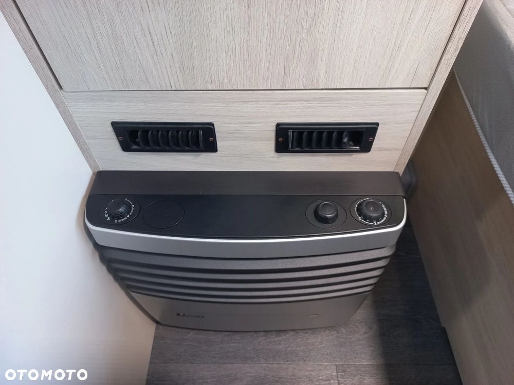 Sterckeman 390 CP Starlett Comfort, Markiza, Bagażnik na rowery - 28