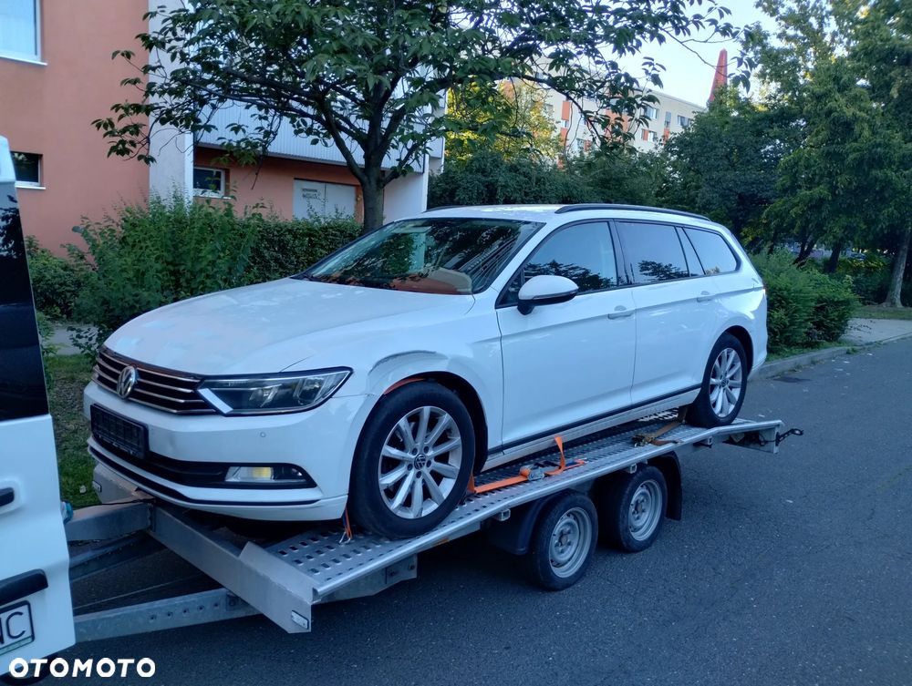 Volkswagen Passat 2.0 TDI (BlueMotion Technology) DSG Comfortline - 3