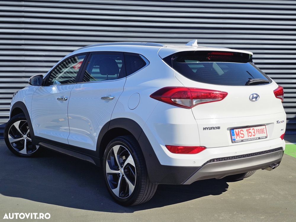 Hyundai Tucson 2.0 CRDI 4WD Automatik Premium - 4