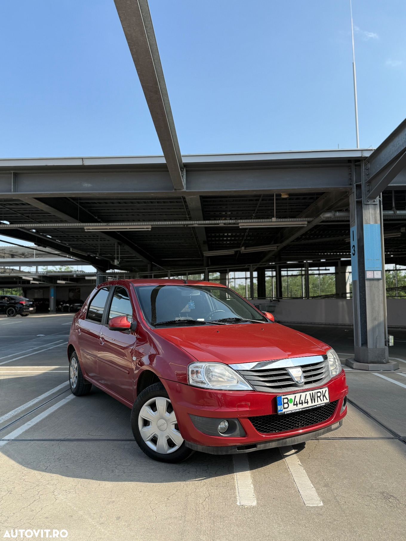 Dacia Logan 1.2 16V GPL Laureate - 2
