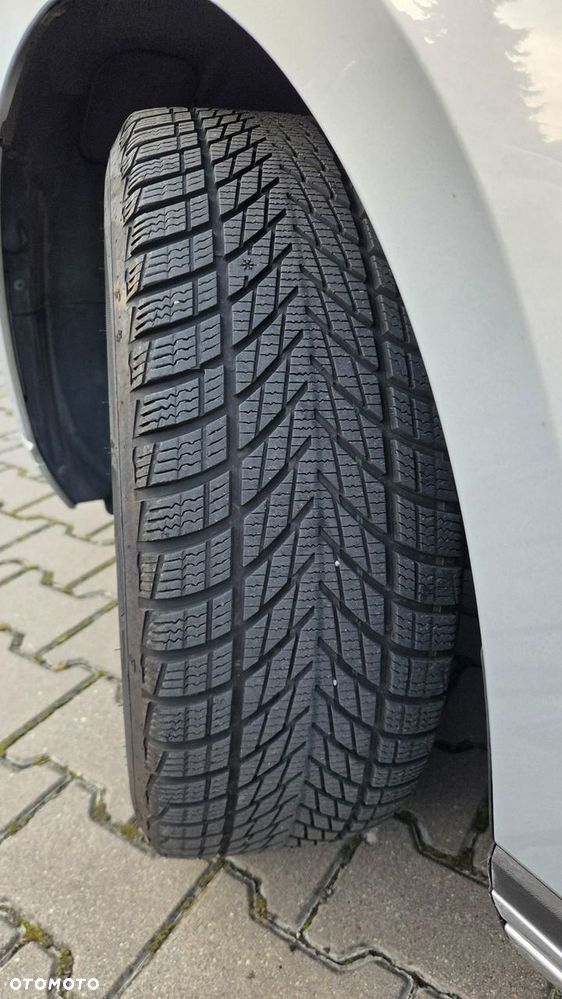 Volkswagen Passat 2.0 TDI EVO Essence - 25