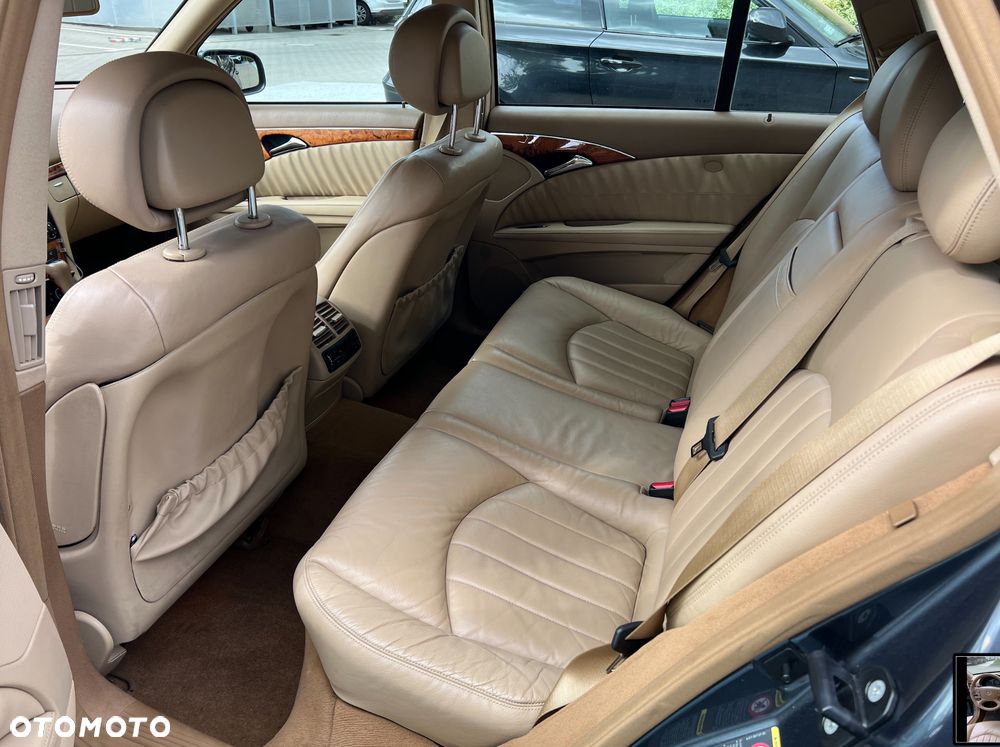 Mercedes-Benz Klasa E 320 CDI 4-Matic Elegance - 17