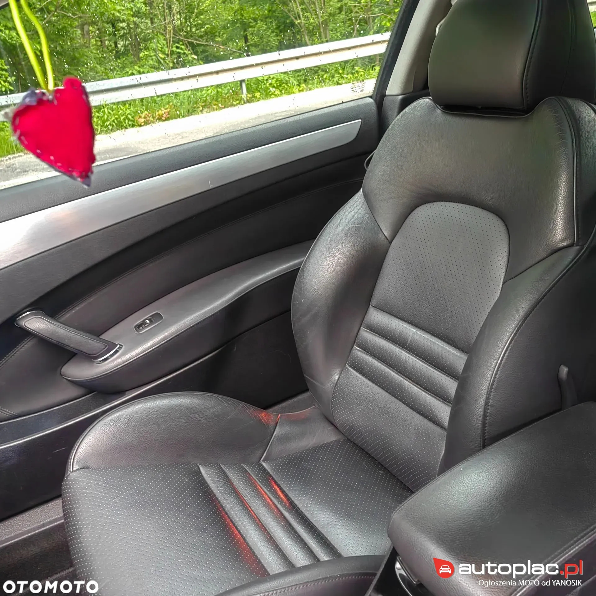 Peugeot 407 - 26