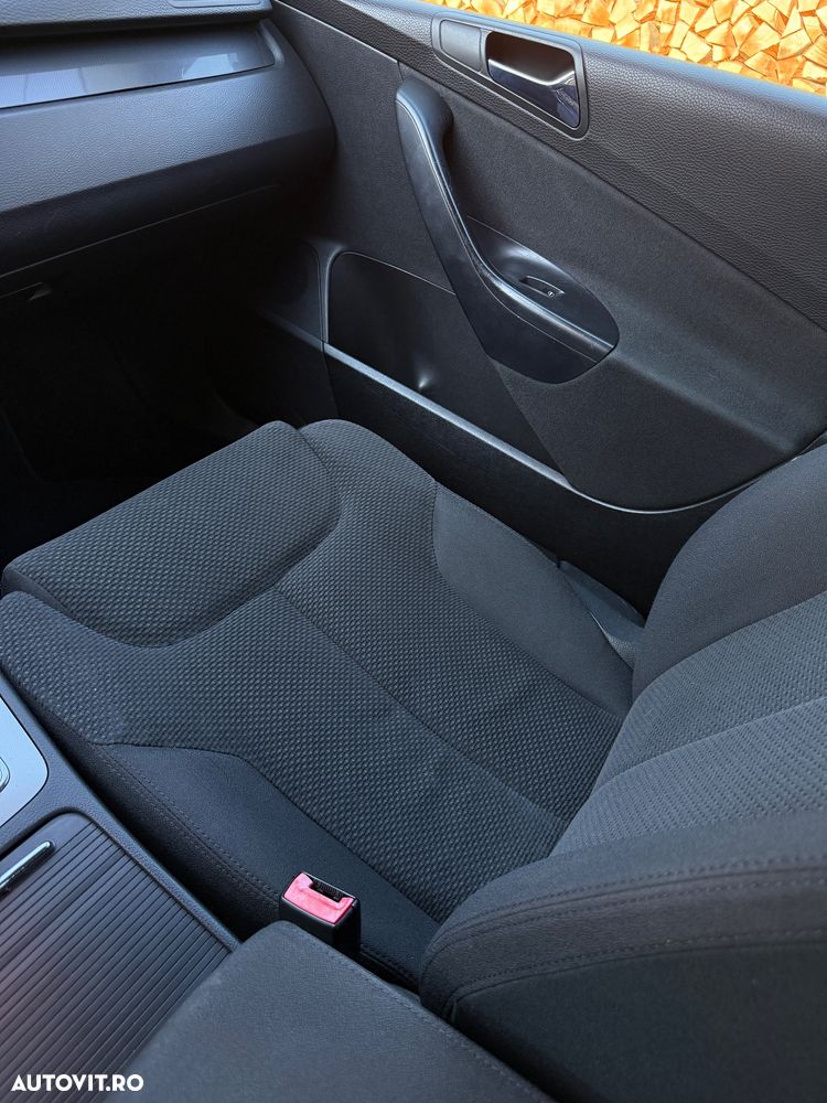 Volkswagen Passat - 6