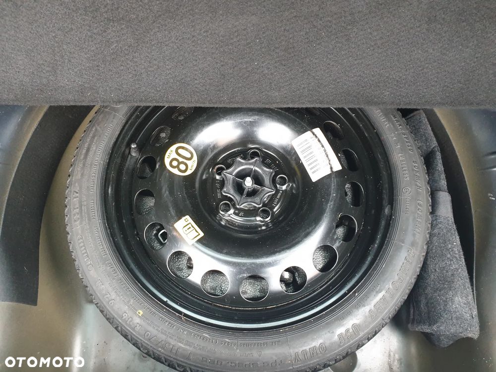 Opel Astra 1.4 Turbo Cosmo - 38