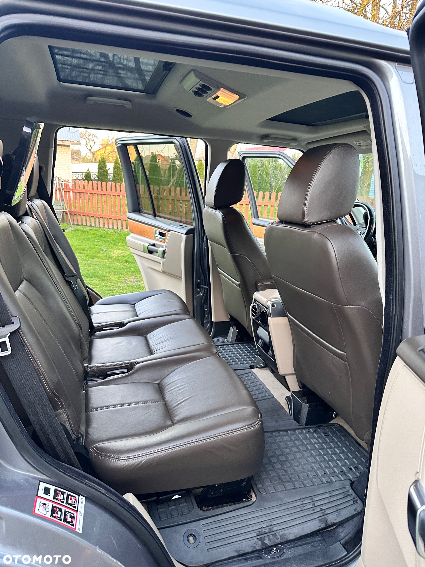 Land Rover Discovery IV 5.0 V8 HSE - 12