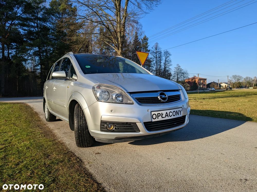 Opel Zafira - 25