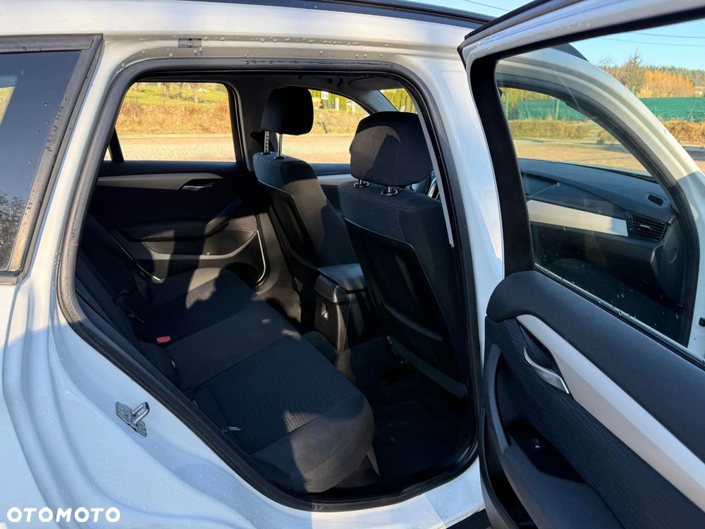 BMW X1 sDrive18d - 13