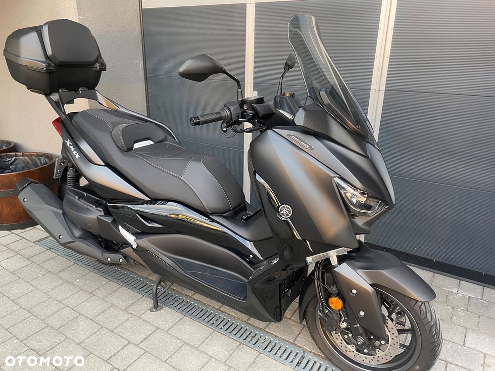 Yamaha X-max - 3