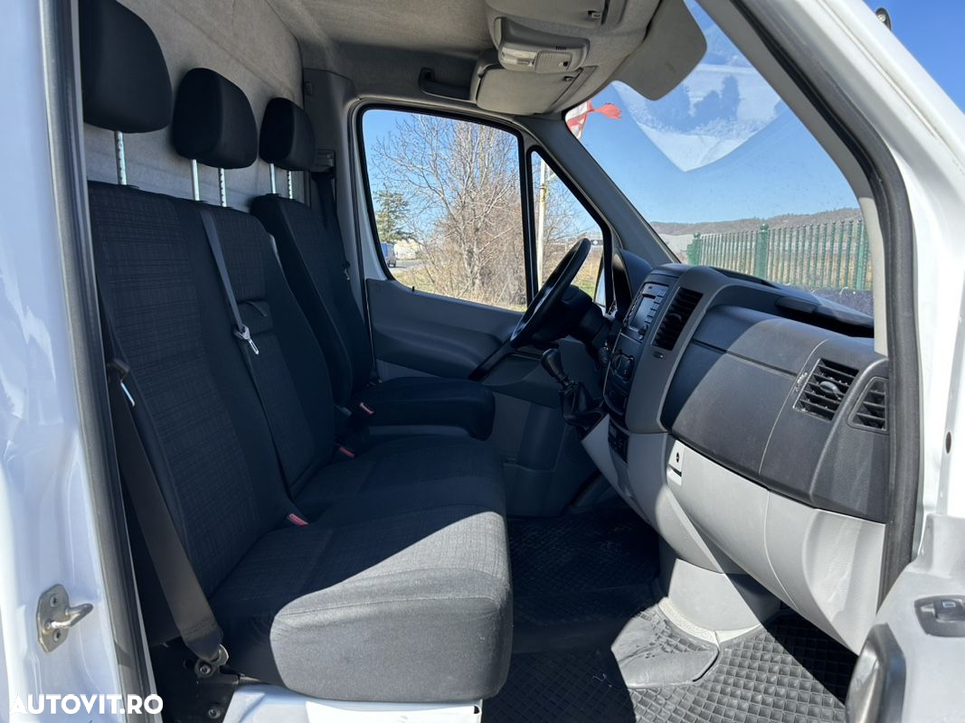 Mercedes-Benz Sprinter 516 CDI AXA DUBLA SPATE - 10