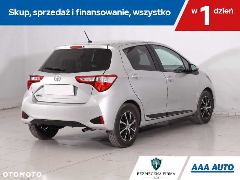 Toyota Yaris - 7