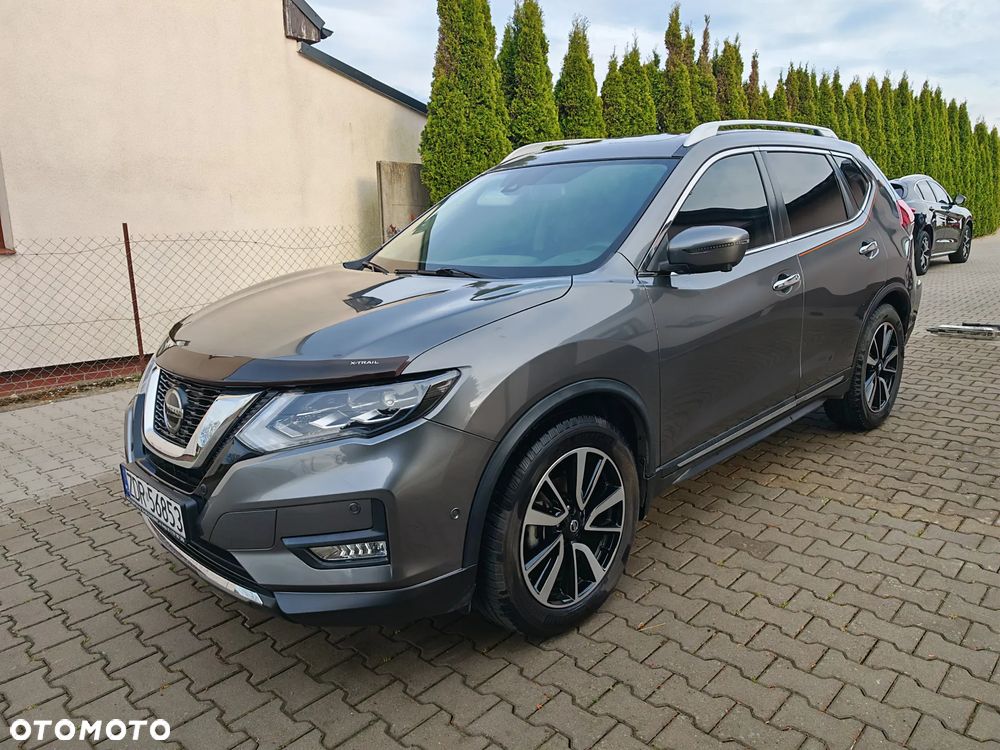 Nissan Rogue - 1