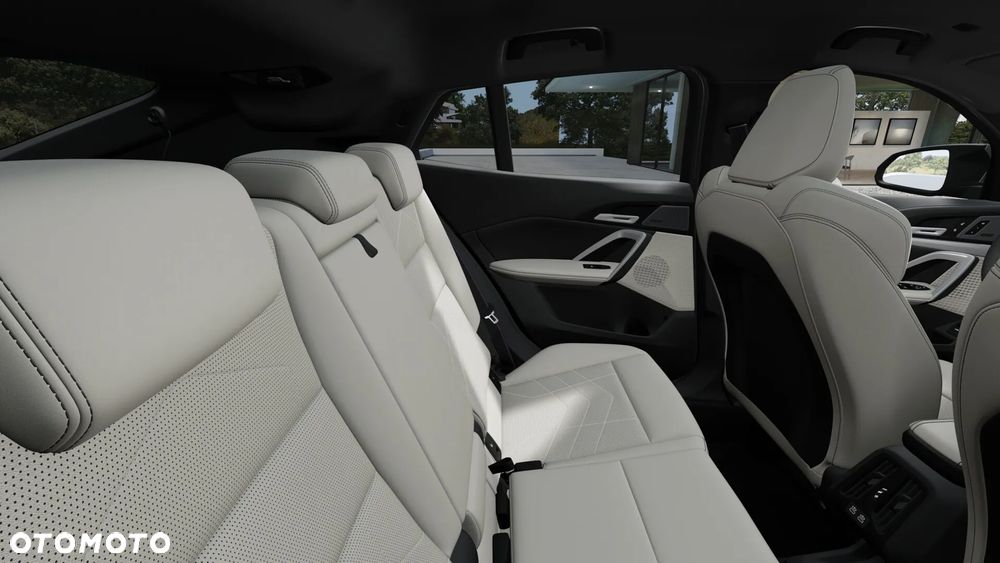 BMW X2 sDrive20i - 14