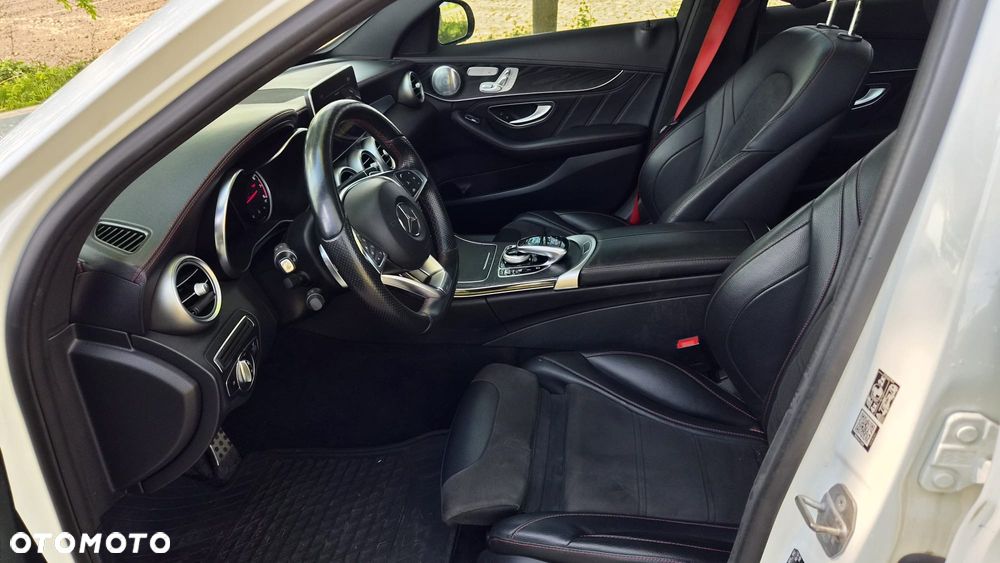 Mercedes-Benz Klasa C AMG 43 4Matic 9G-TRONIC - 30