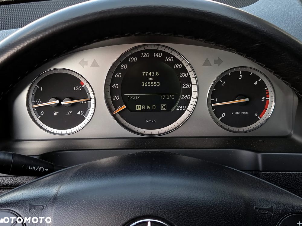 Mercedes-Benz Klasa C 220 CDI DPF Automatik Avantgarde - 20