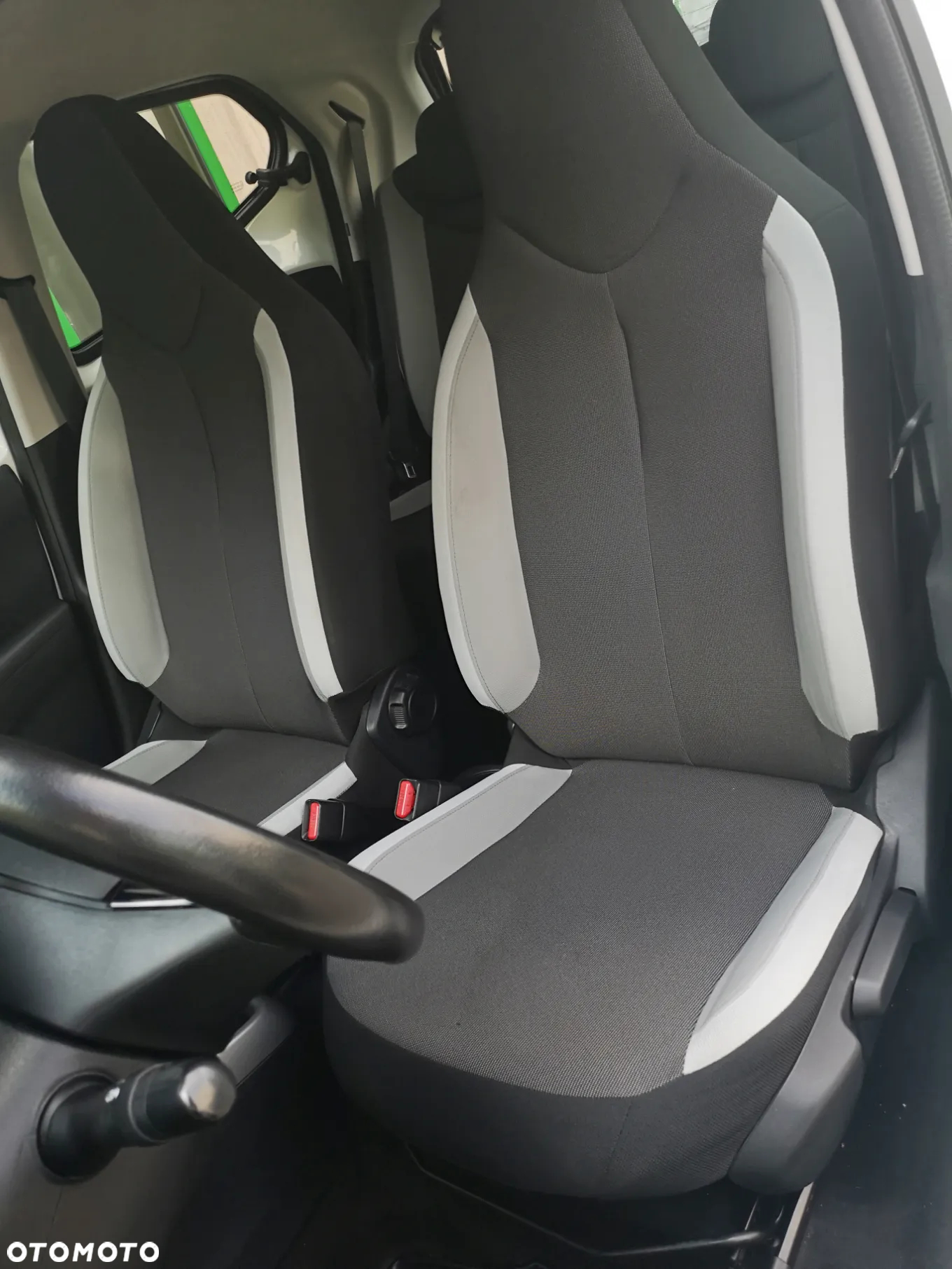 Toyota Aygo 1.0 VVT-i Sprint EU6 - 14