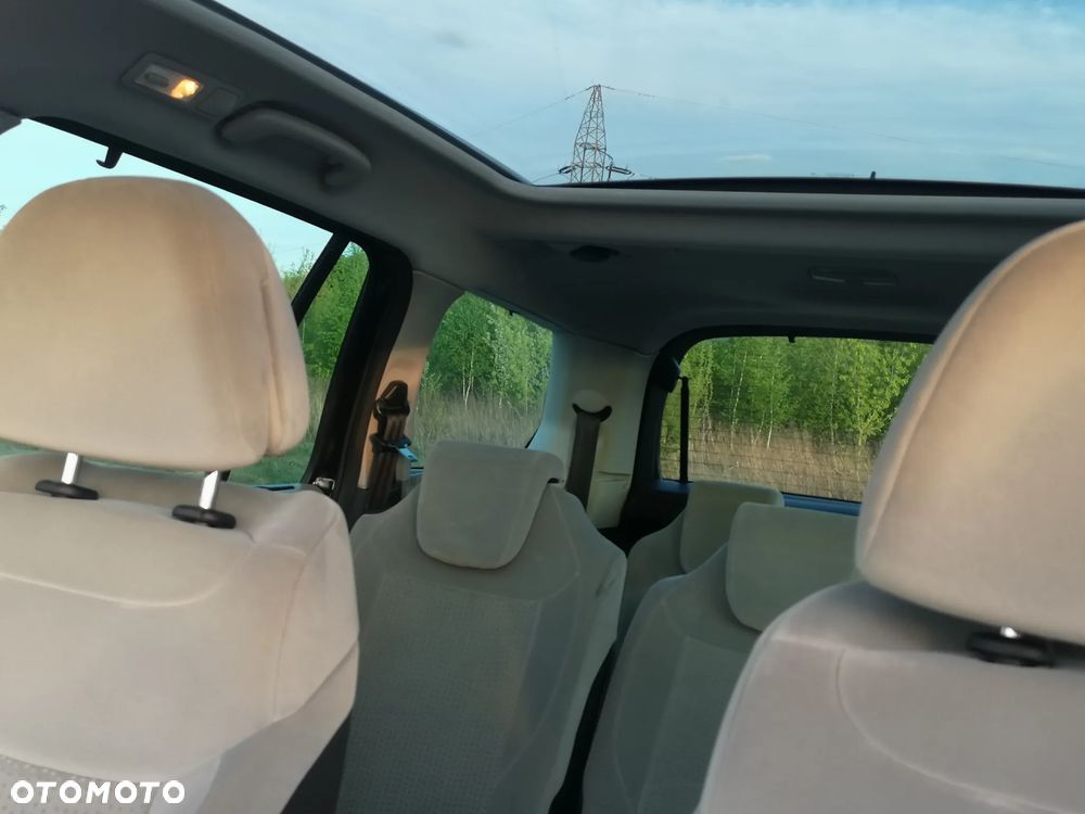 Citroën C4 Picasso 2.0 HDi FAP Exclusive - 21