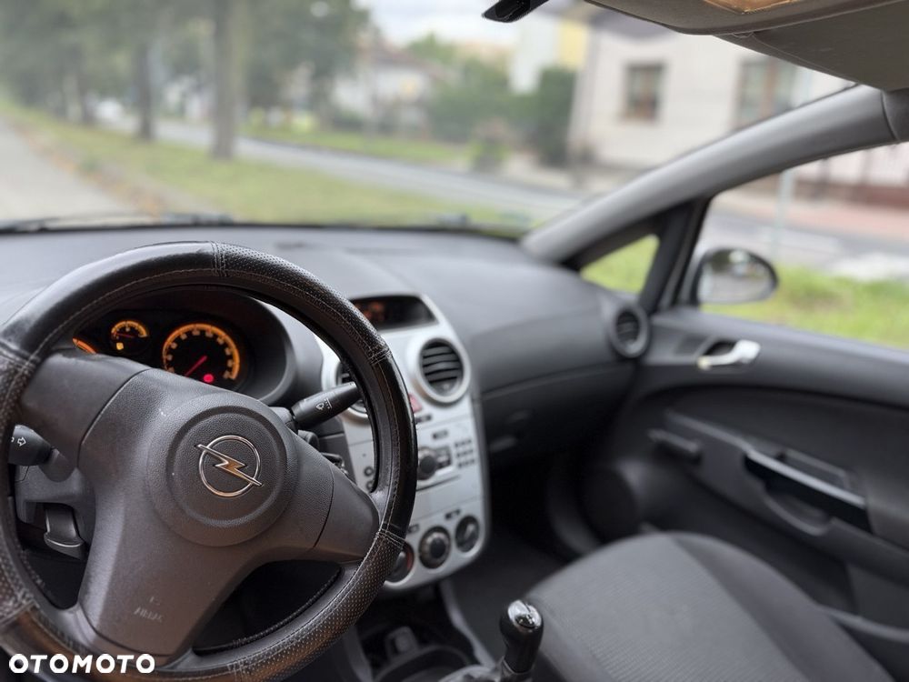 Opel Corsa 1.2 16V Enjoy - 2
