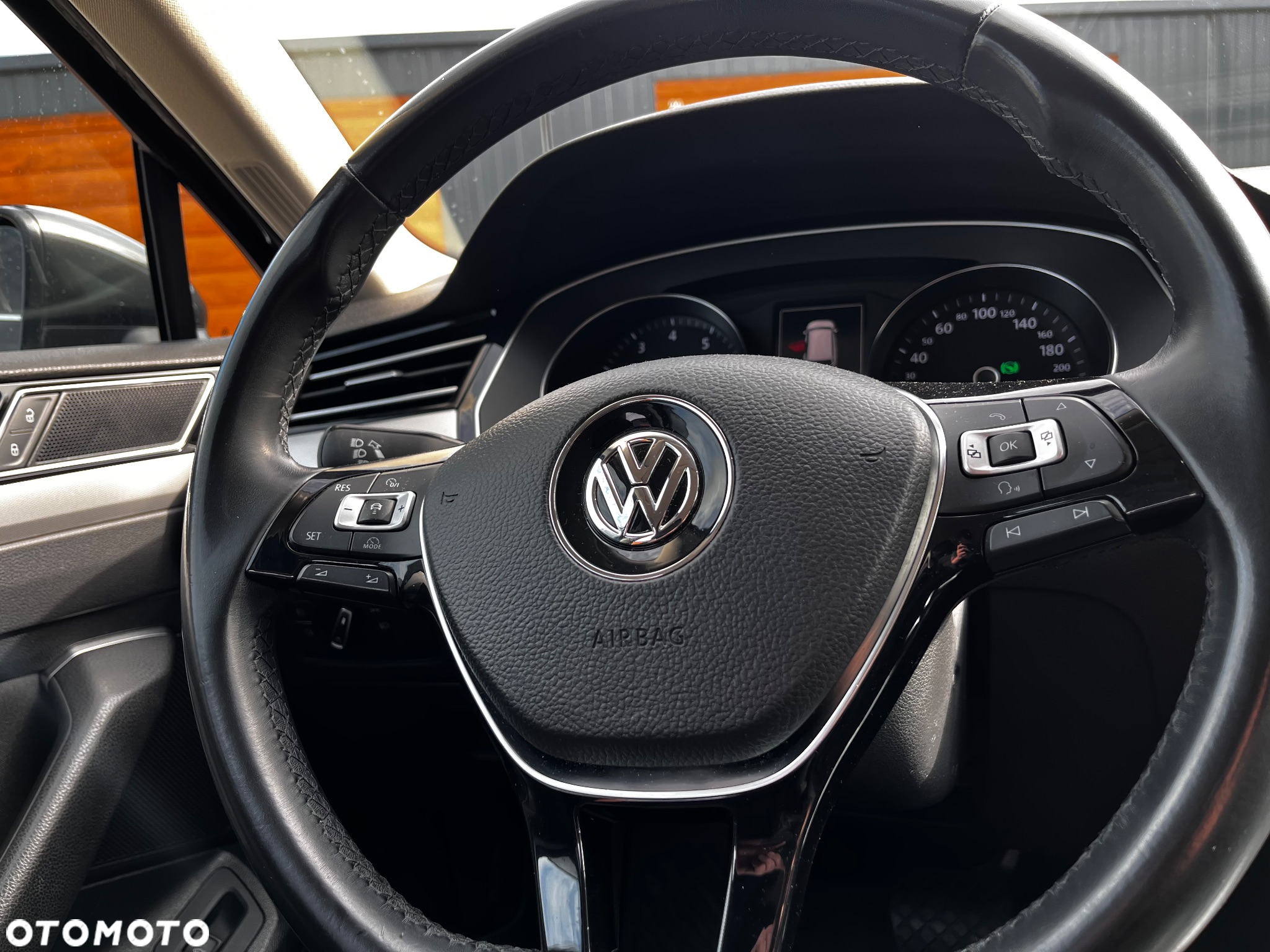 Volkswagen Passat 1.8 TSI BMT Comfortline DSG - 31
