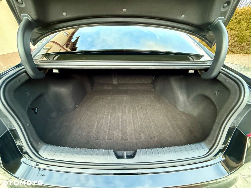 Kia Optima 2.0 M - 29