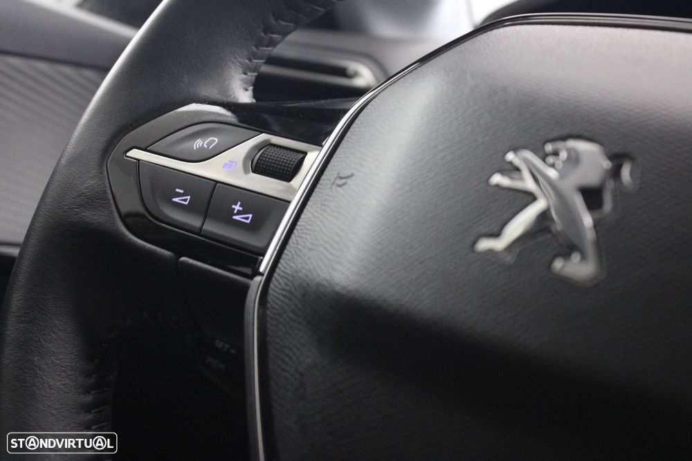 Peugeot e-208 50 kWh Active Pack - 11