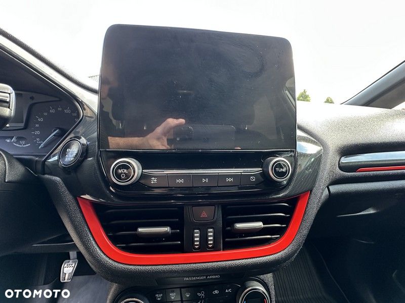 Ford Fiesta 1.0 EcoBoost STart-Stop ST-LINE - 20