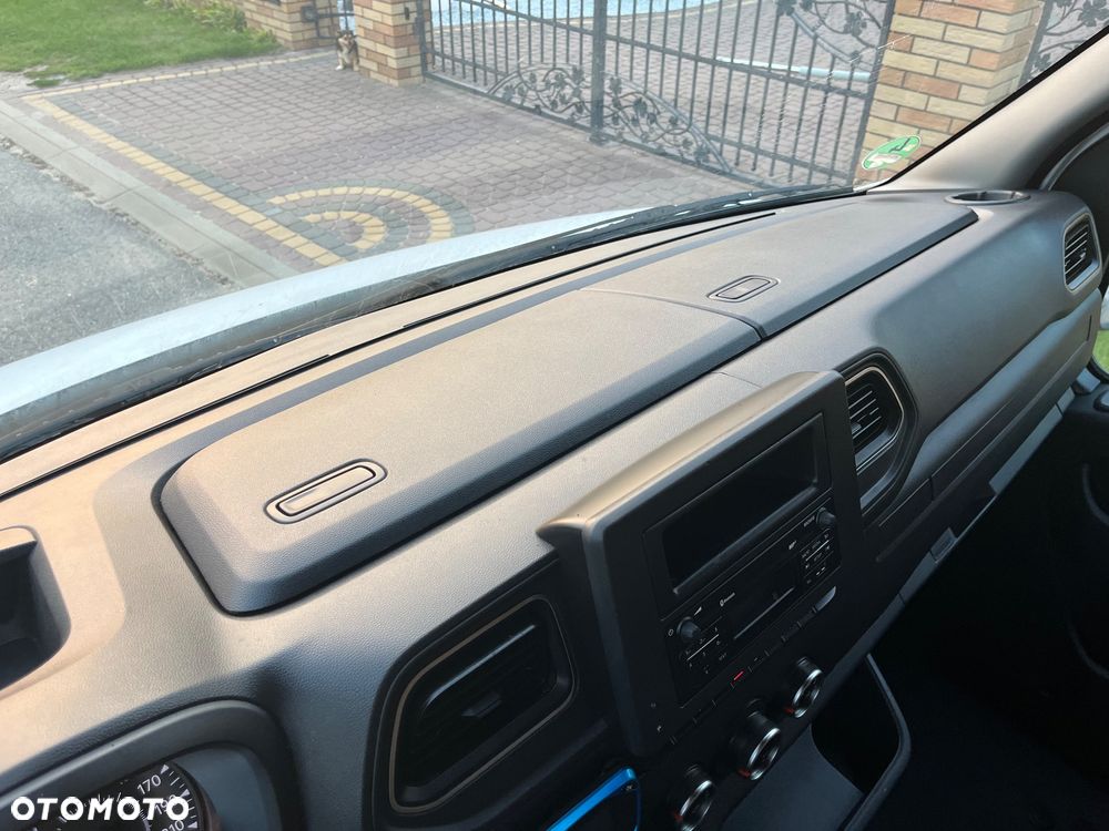 Renault Master - 29