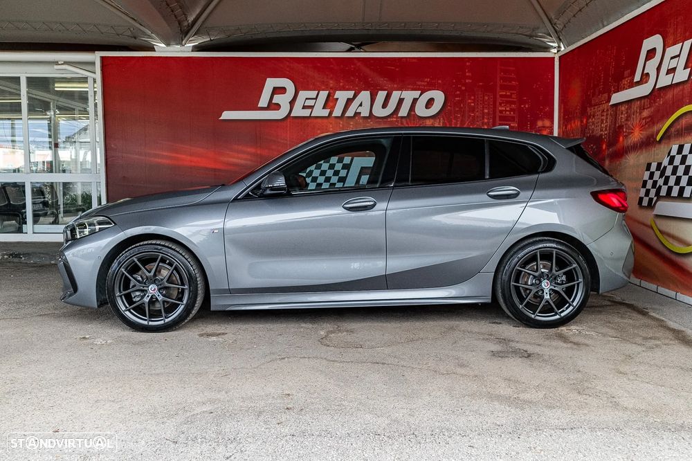 BMW 116 d Pack 50 anos M Auto - 8