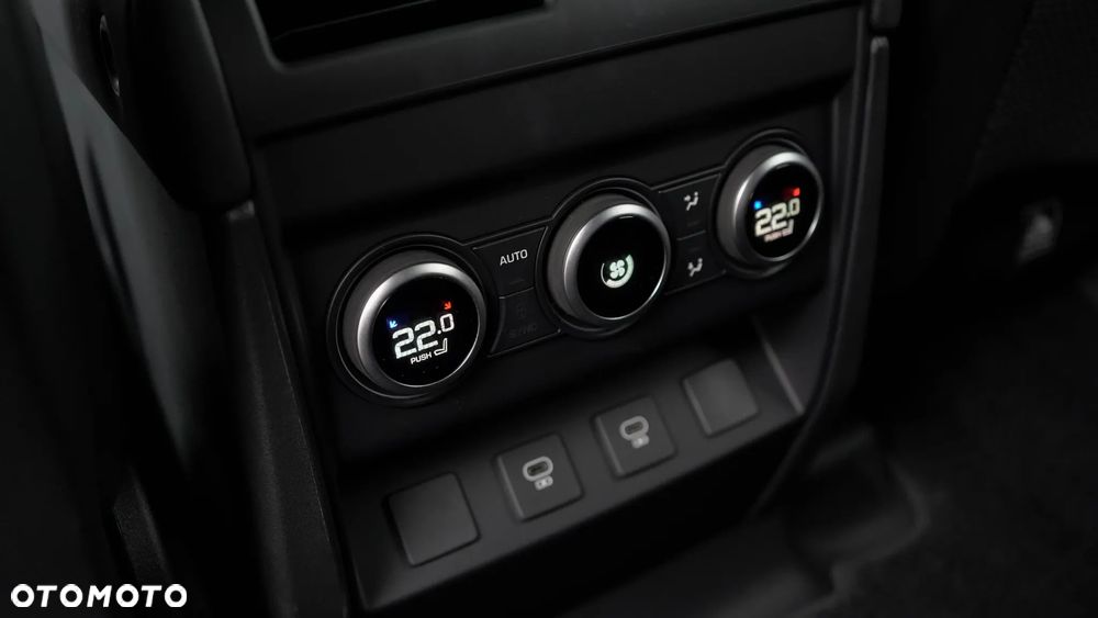 Land Rover Defender 110 3.0 D300 mHEV X-Dynamic HSE - 21