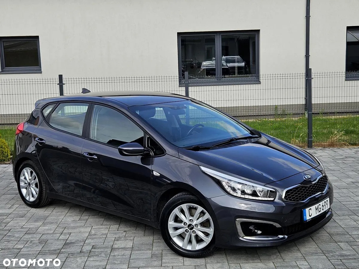 Kia Ceed 1.4 CVVT Dream Team Edition - 15